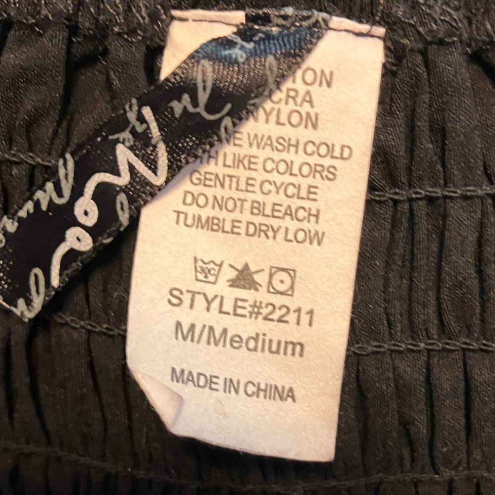 Vest - Picture 3 of 3